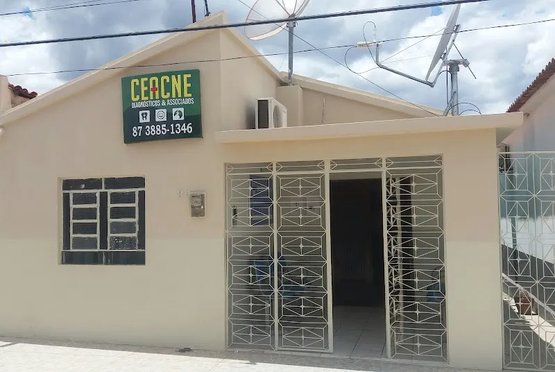 Laboratório e Clínica Médica CEACNE em Mirandiba