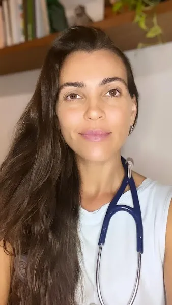 Dra. Fernanda Dettori - Médica Clínica, Medicina Integrativa e Funcional, Naturalista